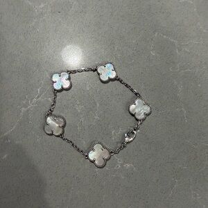 Elegant Silver Clover Bracelet